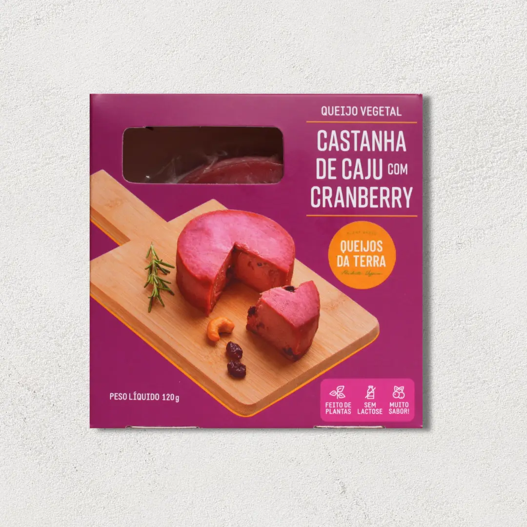 Embalagem roxa do Queijo de Castanha de Caju com Cranberry.
